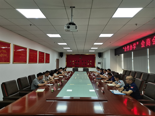 开云·体育-开云（中国）,开云（中国）党委委员、副院长李清一行赴株洲市消防救援支队 开展联合办学工作座谈会
